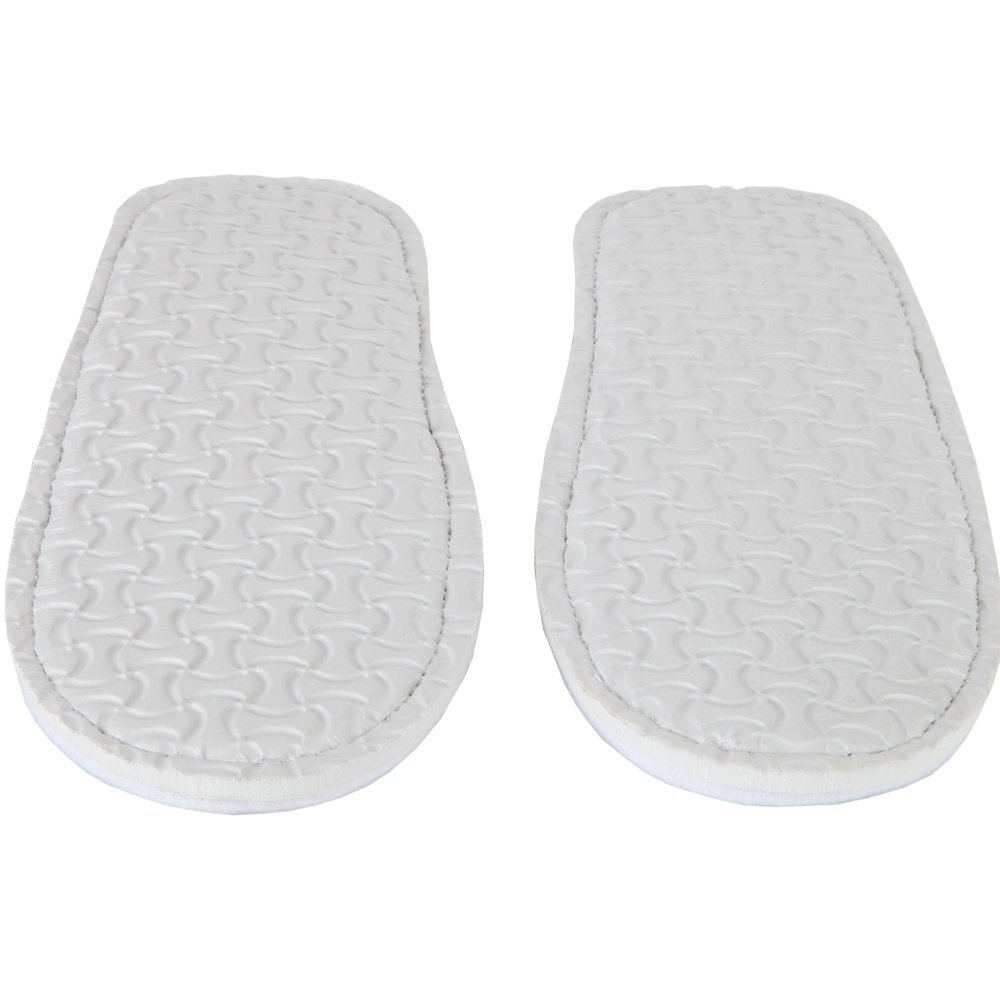 closed toe shower shoes